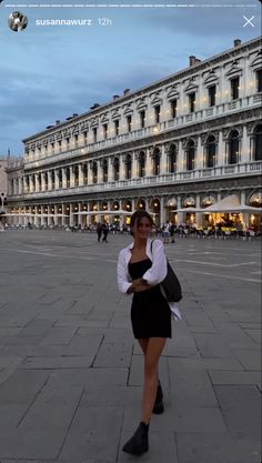 Italy Fits Spring, Paris Outfits Summer Night, Holiday In France Outfit, France Aesthetic Outfit Summer, Outfits For Florence Italy Summer, Summer 2023 Europe Outfits, Europe Fits Spring, Europe Fashion Summer Travel, Paris Aesthetic Outfit Spring