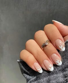 Flame Nail Art, Short Acrylic Nails Designs, Oval Nails, Pretty Acrylic Nails, French Tip Nails