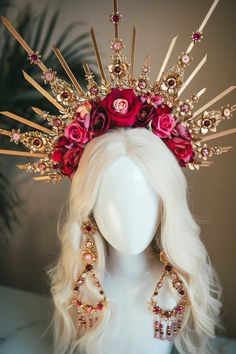 Carnaval Diy, Halo Crowns, Red Flower Crown, Theme Carnaval, Halloweenský Makeup, Bijoux Art Nouveau, Headpiece Diy, Crown Gold, Halo Crown