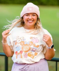 Monogram & Mickey magic! Cute & Trendy🧡 ☕️Fall is our FAVORITE Fall Disney, Disney Thanksgiving, Fall Monograms, United Monograms, Lilly Inspired, Long Sleeve Baseball Tee, Matching Sets Outfit, Comfort Colors Sweatshirt, Autumn T Shirts