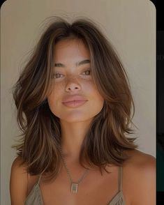 Shoulder Length Hair With Layers Brunette, Haircut For Short Length Hair, Layer Mid Length Hair, Short Hair Cuts For Women With Layers, Layered Hair For Thick Hair, Airspace Haircut, Collar Bone Length Hair Cuts Layers, Long Bob Hairstyles With Layers And Curtain Bangs, Short Brown Hair Women