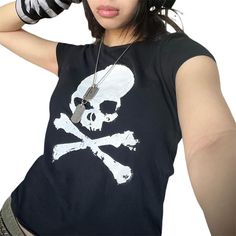 Women s Y2K Gothic Crop Tops Skull Print Short Sleeve T-Shirt Summer Graphic Basic Tee E-Girl Going Goth Crop Top, Moda Grunge, Street Y2k, Y2k Crop Top, Estilo Grunge, Skull Clothing, Vintage Punk, Vintage Grunge, Short Sleeve Cropped Top