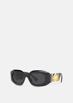 Inspired by '90s hip-hop culture, these sunglasses feature acetate frames and wide Medusa-embellished temples. The rectangular shape is finished with tonal tinted lenses. Medusa Biggie Sunglasses, Versace Sunglasses Women, Versace Medusa Sunglasses, Versace Shades, Versace Eyewear, Versace Glasses, Versace Sunglasses, Hip Hop Culture, Eyewear Womens