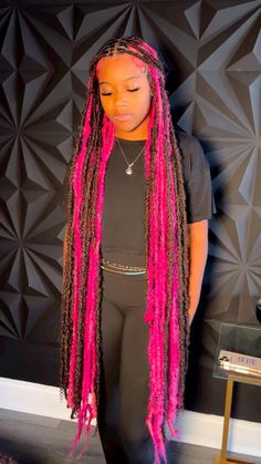 Hairstyles Quick And Easy, Short Locks, Pink And Black Hair, Hairstyles Quick, Big Box Braids Hairstyles, Quick Natural Hair Styles, Faux Locs Hairstyles, Easy Hairstyles For Medium Hair, Box Braids Hairstyles For Black Women