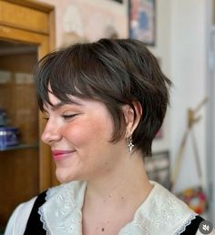 Short Thick Hair Styles Easy, 2025 Pixie Cut, 50s Pixie Haircut, Really Short Hair For Round Faces, Fairy Pixie Cut, Short Hair Ideas For Round Faces Plus Size Pixie Haircuts, "bixie" Haircut Straight Hair, Plus Size Pixie Cut, Pixie Cut Fine Hair