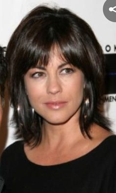 Medium Length Bob Hairstyles With Bangs, Choppy Shag Hairstyles Medium With Bangs, Choppy Chin Length Hair, Shaggy Short Hair With Bangs, Haircuts For Medium Length Hair, Chin Length Hair, Haircuts For Medium Hair, Trening Abs