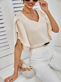 Cute Blouses For Women Casual Classy, Summer Blouses For Women Classy, Blouses For Women Casual Classy, Ladies Stylish Tops, Cotton Tops Designs, Sewing Clothes Women, Half Sleeve Tops