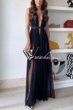 V-neck Mesh Party Dress, Chic Sheer Back Maxi Dress For Night Out, Chic Maxi Dress With Sheer Back For Night Out, Sheer Halter Neck Maxi Dress For Night Out, Sheer Backless Mesh Evening Dress, Chic Backless Mesh Dress For Night Out, Chic Sheer Backless Dress, Chic Mesh Dress For Prom, Chic Prom Dress With Sheer Back