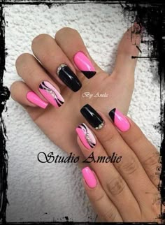 Metallic Nails Design, Pink Nail Art Designs, Unghie Sfumate, French Pedicure, Pink Nail Art, Black Nail Designs, Metallic Nails