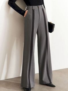 Fashion Black And White, Plain Pants, Fashion Elegant, Pantalon Large, Suit Pants, Fashion Black, Type Of Pants, Long Sleeves Jacket