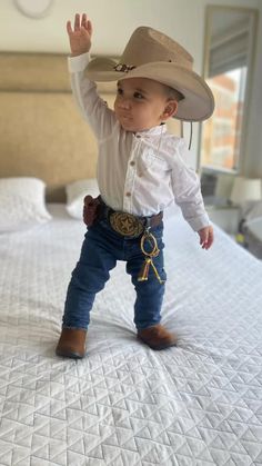 Western Baby Clothes, Country Baby Boy, Baby Clothes Country, Mexican Babies, Cowboy Baby, Western Babies, Rodeo Outfits, Little Cowboy