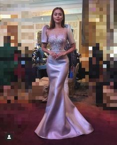 Modern Filipiniana Long Gown, Jinkee Pacquiao Filipiniana, Filipiñana Prom Dress, Filipiniana Dress Modern Prom, Filipiniana Prom Dress, Oathtaking Outfit Philippines, Filipiniana Graduation Dress, Filipiniana Graduation Picture, Filipino Debut Dress