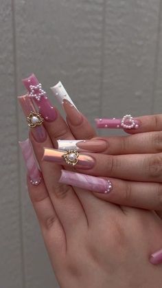 Filmy Vintage, Aesthetic Diy, Girly Acrylic Nails, Her Nails, 1 Aesthetic, Long Square Acrylic Nails, Unique Acrylic Nails, Bling Acrylic Nails