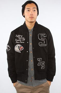 Jacket Coat Fashion, Vintage Varsity Jacket, Vintage Varsity, Streetwear Styles, Varsity Jackets, Varsity Jacket Men, Baseball Varsity Jacket, Jackets Men Fashion