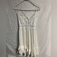 Never Worn No Tags White Dress Daytime V-neck Mini Dress With Lace Trim, Free People White Dress, Free People Dresses, Free People Dress, Free People, White Dress, Color White, Midi Dress, Size Medium