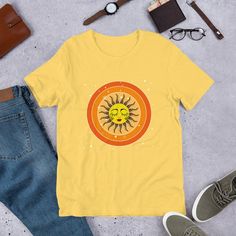 T-shirt Sun Celestial Graphic Tee / Vintage Boho Tee / sun - Etsy France