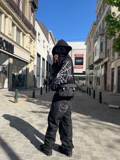 Men Streetwear Fashion, Outfit Info, Streetwear Fashion Outfits, Skating Outfits, Fire Fits