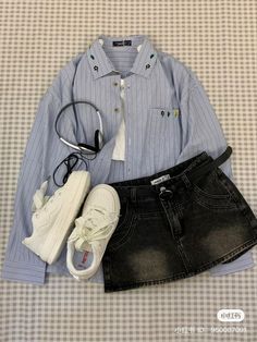 Feminine Pants Outfit, Her Drawing, Fashion Staples, School Homework, Ootd Style, Swaggy Outfits, Really Cute Outfits, 가을 패션, Insta Photo