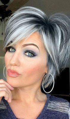 Grey Hair Transformation, Short Silver Hair, Gorgeous Gray Hair, Grey Hair Inspiration, Gray Hair Cuts, Silver Hair Color, Silver Grey Hair, Short Grey Hair, Blending Gray Hair