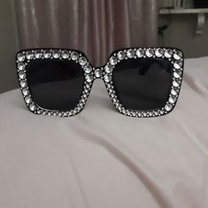 Black Frame With Rhinestone Trim Fashion Sunglasses Evening Sunglasses With Rhinestones, Party Sunglasses With Bling And Glass Material, Glamorous Black Sunglasses For Summer, Trendy Black Sunglasses With Rhinestones, Silver Sunglasses With Rhinestones, Elegant Black Sunglasses With Rhinestones, Silver Rhinestone Sunglasses With Glass Lenses, Glamorous Black Sunglasses With Gradient Lenses, Luxury Rhinestone Sunglasses For Women