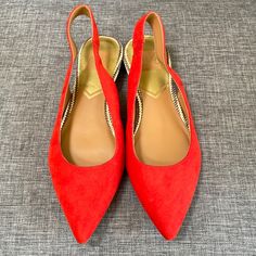 These Are Adorable Sling-Backs In A Vibrant Red/Orange With A Woven Design Heel. Brand New, Never Worn. Chic Red Flat Heel Slingback Pumps, Chic Red Flat-heel Slingback Pumps, Slingback Flats, Dolce Vita Shoes, Woven Design, Vibrant Red, Sling Backs, Size 6, Women Shoes