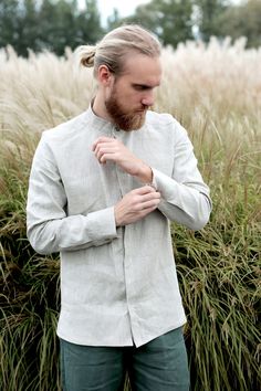 Mens Linen Hidden-button Shirt Shirt for Men Wedding Shirt - Etsy Outfit Semiformal, Mens Linen Shirts Summer, Mens Tunic, Stylish Shirts Men, Banded Collar Shirts, Wedding Shirt, Mens Dress Shirts, Group Pic, Linen Fashion