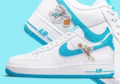 New Nike Air Force 1 Low X Space Jam GS Shoes (DM3353-100) * Shoes are listed in Youth Sz 6.5Y = Women's Sz 8 * A NEW LEGACY IS BORN. The Nike Force 1 ’06 celebrates the release of the new sports and family adventure movie, Space Jam: A New Legacy. These iconic shoes from the hardwood team up with the unbeatable duo of Bugs and Lola Bunny. Game on! Signature Squad Bugs and Lola Bunny are highlighted on the side of the shoe so you can rock the dynamic duo on your feet. Classic Style Real and synthetic leather provide durability and a classic AF1 feel. Throwback Vibes A rubber sole, featuring the iconic circular pattern used to help basketball players pivot on the court, brings old-school hoops style and durable traction. Product Details Classic laces Shown: White/White/Light Blue Fury Style Bunny Game, Bugs And Lola, Baby Boy Sneakers, Nike Force 1, New Nike Air Force, Tune Squad, Adventure Movie, Nike Force, Nike Air Force Ones