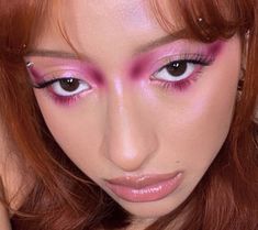 Y2k Makeup Looks Pink, Pink Avant Garde Makeup, Cool Lip Makeup, Pink Creative Makeup, Pink Pony Club Makeup, Fushia Makeup, Pink Grunge Makeup, Pink And Red Eyeshadow, Maximalist Makeup