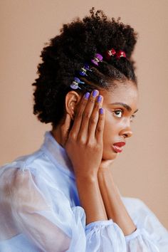 Afro With Hair Clips, Black Women Hair Accessories, Afro Accessories Natural Hair, Afro With Accessories, Hair Accessories For Natural Hair, Short Natural Hair Accessories, Hair Accessories Short Hair, Very Short Hair Accessories, Afro Accessories