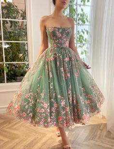 Blushed Rose Bouquet Dress | Teuta Matoshi Blush Rose Bouquet, Teuta Matoshi, Bouquet Dress, Corset Midi Dress, Floral Corset, Prom Dresses For Teens, Embroidered Tulle, فستان سهرة, Birthday Party Dress