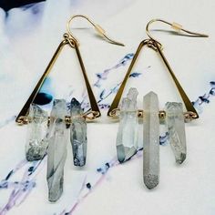 Beautiful Clear Grey Jewel Crystal Earrings With Gold Metal Finish. Perfect For An Office Look, Date Night, Or Dressy Occasion. Add A Little Sophisticated Color To Your Favorite Outfit! Metal Is Copper $5.95 Shipping On Everything $10+ Bundles Of 2+ Items Have Auto 30% Off The Buy Now Price Free Shipping Offers Sent On Bundles Of 2+ Items ($35 Minimum) I Always Ship Same Or Next Day (On Days When The Post Office Is Open). Geo Geometric Clear Crystal Glass Grey Gray Gold Spring Summer Fall Winter Stick Jewelry, Look Date, Earrings Triangle, Tiny Shop, Shop Inspiration, Large Statement Earrings, Magic Stones, Mineral Jewelry, Boho Crystal