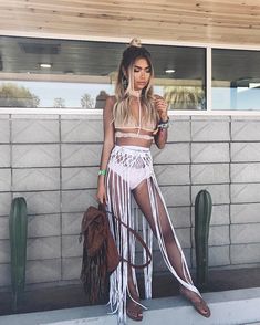 2.2m Followers, 603 Following, 8,875 Posts - See Instagram photos and videos from MISSGUIDED (@missguided) Coachella Outfit Boho, Festival Outfits Ideas, Festival Outfits Coachella, Summer Festival Outfits, Casual Festival Outfit, Festival Outfit Ideas, Rave Festival Outfits