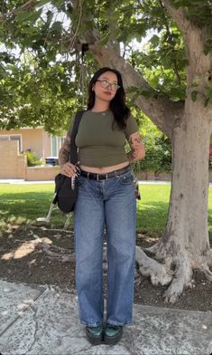 Green Cotton Pants Outfit, Casual Thrifted Outfits, Low Rise Jeans On Midsize, Thrifted Winter Outfits, Midsize Autumn Outfits, 90s Soft Grunge Outfits, Comfy Grunge Outfits, Summer Outfits With Jeans