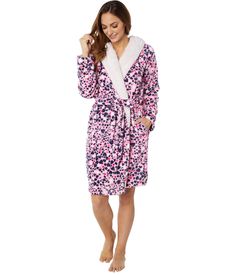 PRICES MAY VARY. SUPER SOFT -- this extra cozy fleece robe with an adjustable waist belt & a sherpa fleece lined hood is perfect for lounging & relaxing in all day - combine with the Cozy Life No Slip Slippers and you are ready for drinking coffee or cocoa by the fire and watching a movie marathon KEEP YOUR ESSENTIALS CLOSE -- with 2 exterior pockets, you can keep your phone & remotes closeby - making this the perfect movie marathon companion CARE -- Machine wash in cold water & tumble dry low t Cozy Life, Fleece Robe, Perfect Movie, Hooded Robe, Pink Faux Fur, Womens Robes, Sleepwear Robe, Sherpa Lined, Keep Warm