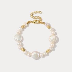 This Baroque Pearl Bracelet is a luxurious piece of fine jewelry. Meticulously crafted from 18K gold and adorned with a torrent of baroque pearls, it's a timeless trinket that will add a touch of sophistication and glamour to any outfit. A sublime accessory with a classic allure. DETAILS Plating: 18k Gold on Brass Materials:   18K Gold on Brass, Freshwater Pearl Measurements: Length: 6.30"(16.0cm) + Extender: 2.17"(5.5cm) Weight:  10.00g Note: It will be in stock in 7 business days! Freshwater Pearl Beaded Bracelet, Diamond Star Necklace, Star And Moon Necklace, 18k Gold Bracelet, Diamond Evil Eye, Pearl Jewelry Wedding, Lucky Bracelet, Evil Eye Earrings, Eye Earrings