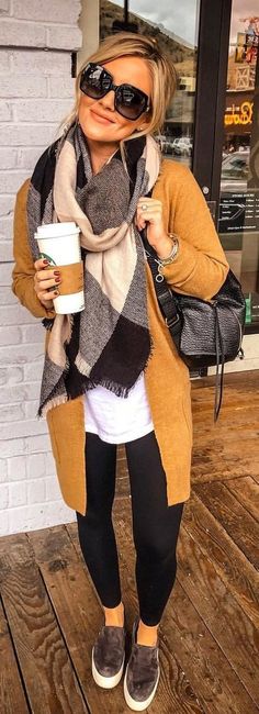 Brown Coat Women, Black Pinterest, Scarf Sweater, Mustard Sweater, Seoul Fashion, Winter Boho, Traje Casual, Summer Street