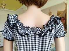 "black Gingham Shirt Gingham Dirndl Blouse Gingham Blouse dirndl top Button Up Shirt black check shirt check Blouse Vintage shirt M Please refer to photos for details of condition. Condition: very good vintage 70%-polyester; 25%- cotton; 5%-elastane Measurements : Length: 54 cm/ 21.2\" Bust: 92cm/36.2 \" Waist: 80 cm/31.5\" Tag Size: M note The color on the pictures may vary due to monitor settings and light reflections. Ready to ship Please do not hesitate to contact with me for any questions. Summer Plaid Blouse For Picnic, Summer Gingham Blouse For Picnic, Fitted Summer Blouse For Picnic, Summer Picnic Fitted Blouse, Plaid Short Sleeve Summer Blouse, Plaid Short Sleeve Beach Top, Summer Plaid Short Sleeve Blouse, Summer Plaid Blouse With Short Sleeves, Short Sleeve Ruffled Tops For Picnic