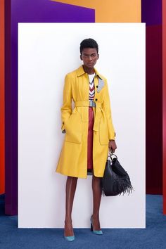 00 Fashion, Yellow Coat, Fashion Art Photography, Pre Fall Collection, Fashion Advertising, Black Power, Fashion 2018