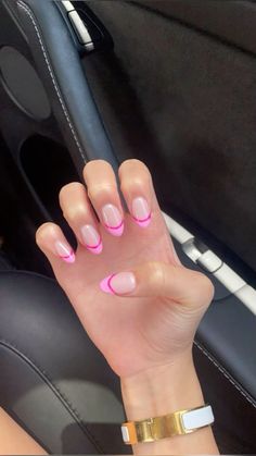 Simple Pink French Tip Nails, Summer Nails Tips, Cute And Easy Nail Designs, Two Color French Tip Nails, Preppy Nails, Teen Nails, Quartz Nails, Spring Break Nails