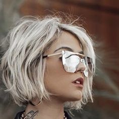 Funky Short Hair, Chin Length Hair, Weft Hair Extensions, Hairdos For Short Hair, Hairstyles Long, Haircuts For Fine Hair, Short Hair Haircuts, Short Blonde Hair, Braids For Short Hair