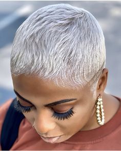 Silver Short Hair Black Women, Black Women Fade Haircut Natural Hair, Feminine Shaved Head, Short Hair Designs