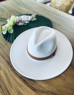 Structured Wide Brim Panama Hat In Vegan Felt.Matching Grosgrain BandFlat And Stiff BrimAdjustable Inner DrawstringCrown Size: 57 CmBrim: 4 In.100% Polyester Cowboy Carter, Nashville Outfit, Style Bundle, Wide Brim Fedora, Women's Shoes Accessories, Modern Boutique, Ultra Modern, Travel Fashion, Felt Hat