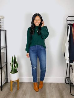 Elevated Casual Outfit for Winter: green balloon sleeve pom pom textured sweater + straight leg destructed jeans + cognac square toe ankle boots Amazon the Drop + Bracha gold initial short pendant necklace Brown Pants Outfit, Boots Amazon, Black Flares, Straight Jeans Outfit, Winter Packing List, Square Toe Ankle Boots, Dark Green Sweater, Cognac Boots