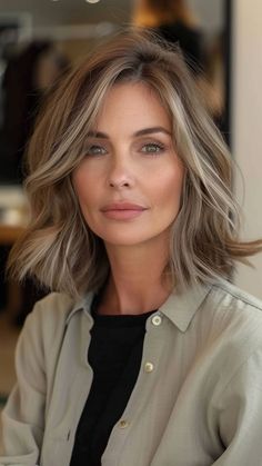 24 Chic Hairstyles Perfect for Older Women Shoulder Length Side Part Hairstyles, Medium Length Fall Hair, 50 Year Old Hairstyles, Rambut Brunette, Mom Hair, Haircut 2024, Brunette Hair With Highlights, Hair Things, Thick Eyebrows