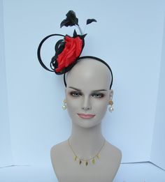 This is a pretty Shaped Disc Fascinator in black sinamay base hat with red silk rose flower loops& conque feathers set on a headband, gorgeous soft red rose made handmade with silk of the highest quality Alternative colours available, please contact me if you would like this item to a particular colou Sinamay Fascinator, Royal Ascot Hats, Ascot Hats, Bridal Hat, Fascinator Hat, Silk Rose, Kentucky Derby Hat, Derby Hat, Soft Red