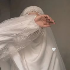 Islamic Wedding Dress, Muslimah Wedding, Hijabi Aesthetic, Cute Muslim Couples, Modesty Fashion, Muslimah Aesthetic, Muslim Outfits, Hijab Fashion Inspiration, Hijabi Girl