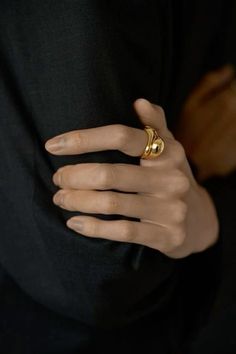 SADKJHZXN Trio Rings, Micro Photography, Trio Ring, 사진 촬영 포즈, Minimal Accessories, Jewelry Model