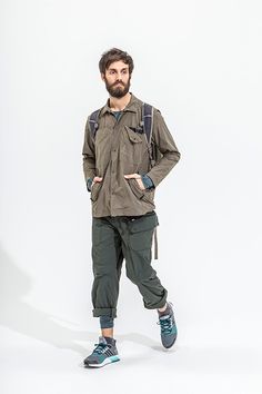 People Poses, 2021 Fashion, Men's Collection, I Dress, Military Jacket, Men's Fashion, Cycling, Bomber Jacket, Men Casual