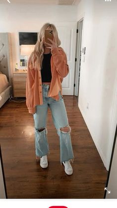 Casual Spring Church Outfits, Cute Mom Jeans Outfit, Cosmetology School Outfits, Girl Back To School Outfits, Back To School Outfits Black, Fall Outfits College, Fall Outfits For Church, Summer Fall Transition, Mom Fits