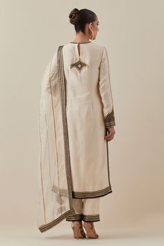 Buy Beige Kurta Chanderi Embroidery Aari Round Sequin Set For Women by PRIYAL PRAKASH Online at Aza Fashions. Traditional Straight Kurta With Mirror Work For Reception, Raw Silk Kurta With Intricate Embroidery For Reception, Bollywood Style Silk Sherwani With Gota Work, Raw Silk Kurta With Zari Work For Reception, Raw Silk Salwar Kameez With Resham Embroidery For Reception, Raw Silk Salwar Kameez With Zari Work For Reception, Embroidered Raw Silk Anarkali Set, Bollywood Style Chanderi Sherwani With Intricate Embroidery, Traditional Salwar Kameez With Mirror Work For Reception